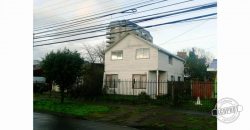 SE VENDE GRAN CASA CON 8 DORMITORIOS EN CALLE INGLATERRA