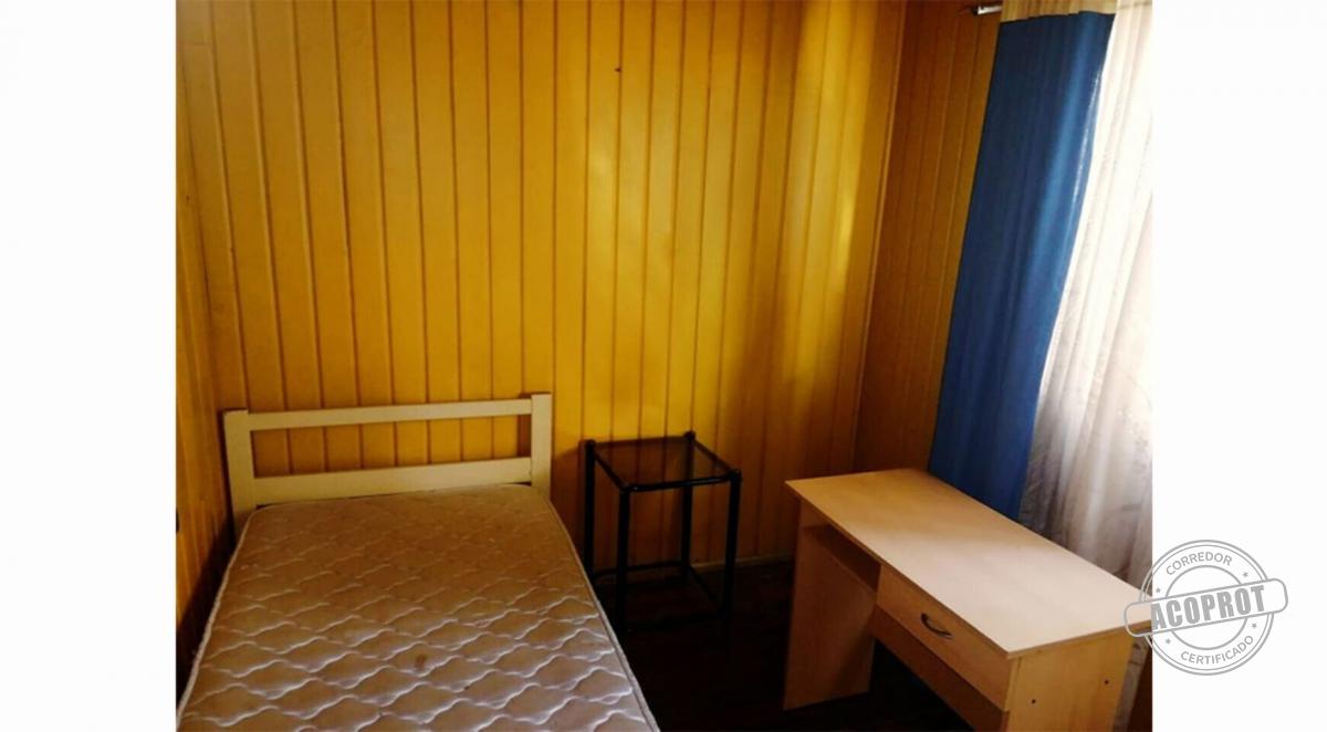 SE VENDE GRAN CASA CON 8 DORMITORIOS EN CALLE INGLATERRA