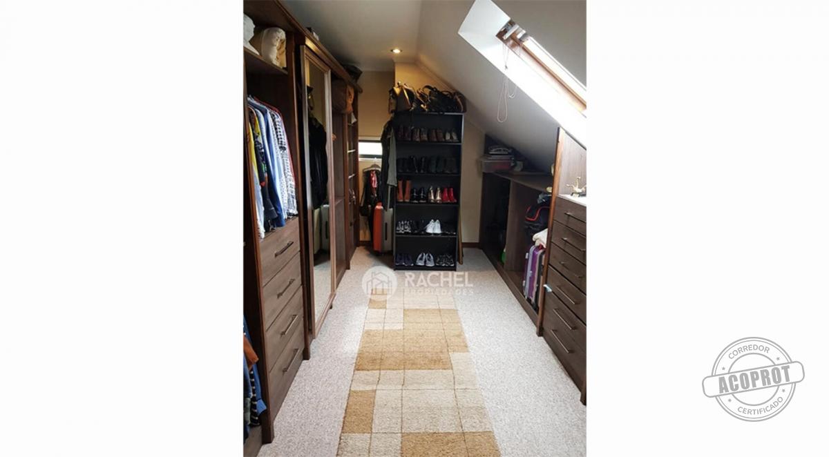 SE VENDE PRECIOSA Y AMPLIA CASA REMODELADA EN BARRIO INGLES