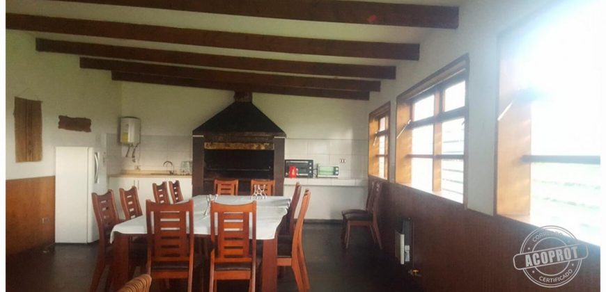 SE VENDE LINDO Y REMODELADO DEPARTAMENTO A PASOS DE AVENIDA ALEMANIA