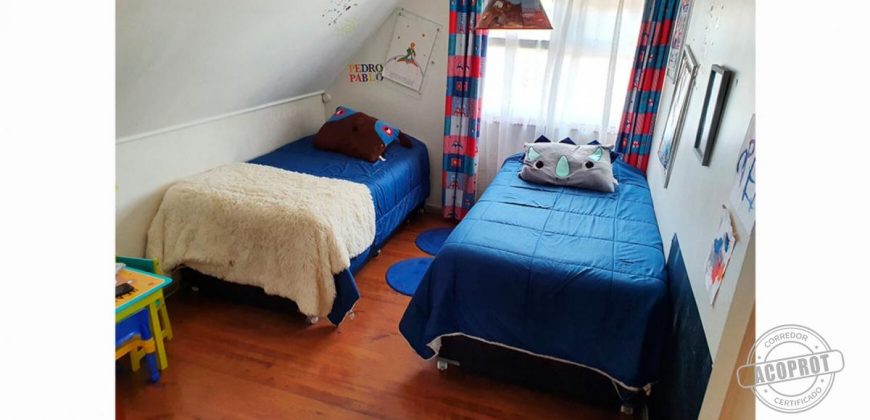 SE VENDE LINDA Y AMPLIA CASA EN CONDOMINIO SECTOR CATALUÑA