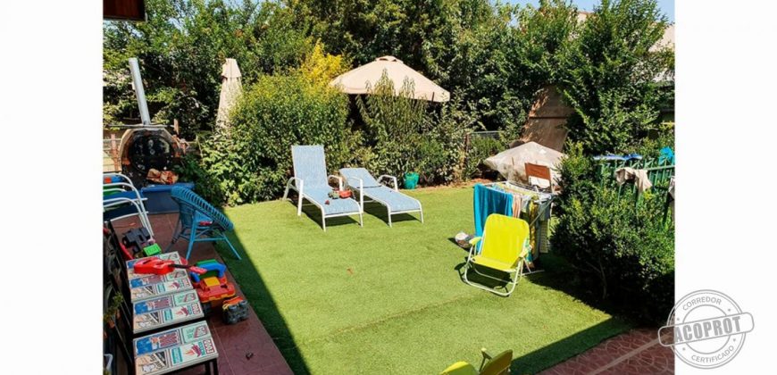 SE VENDE LINDA Y AMPLIA CASA EN CONDOMINIO SECTOR CATALUÑA