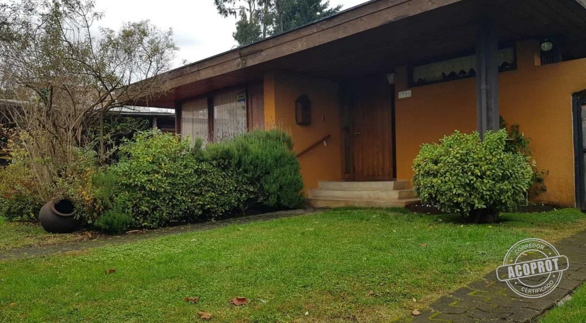 Se Vende Casa 4B 2B Amplia Calle Francia, Temuco