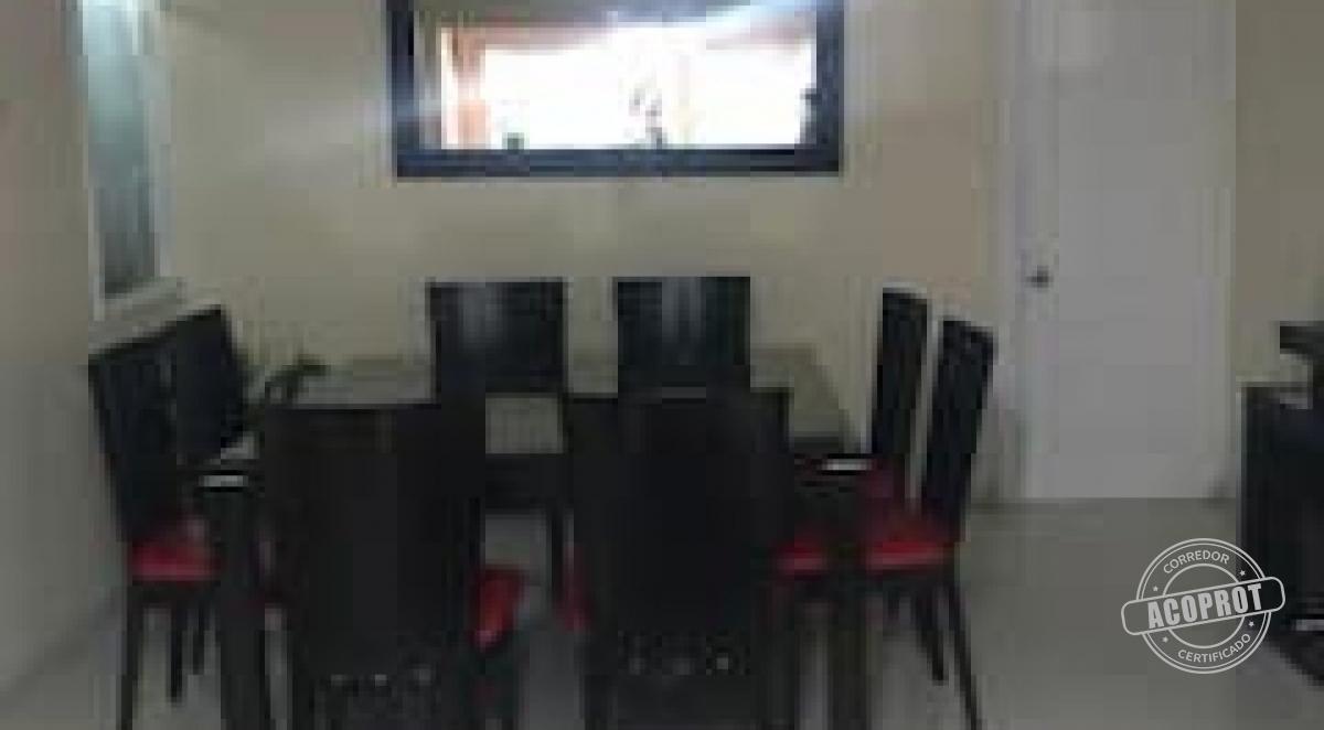 Se VENDE gran casa en calle Bello, Temuco