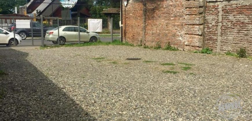 Se Arrienda local comercial