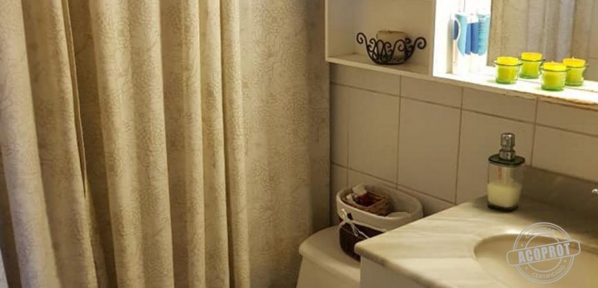 Se vende casa esquina en villa Trianon