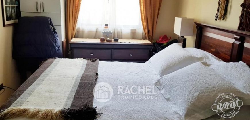 Se vende casa esquina en villa Trianon