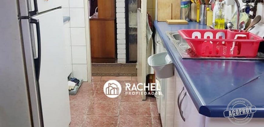 Se vende casa esquina en villa Trianon
