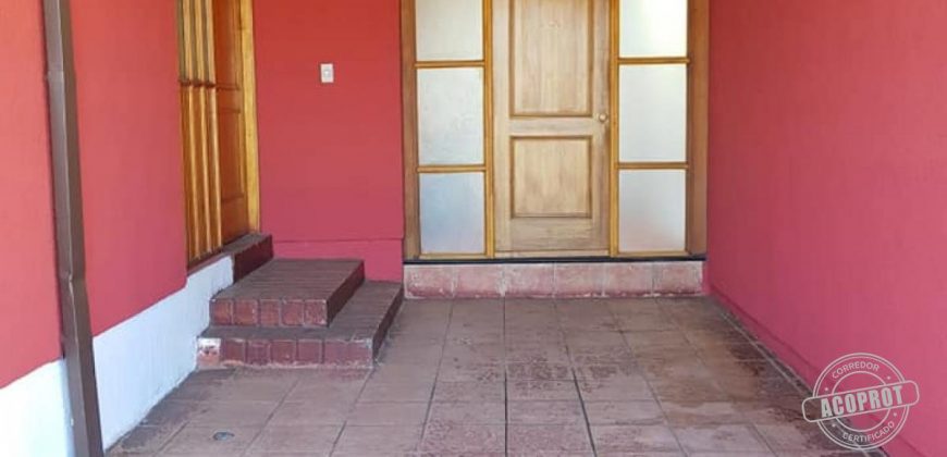 SE VENDE LINDA CASA AMPLIADA Y REMODELADA – LOMAS DE MIRASUR