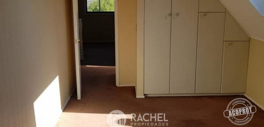 SE VENDE LINDA CASA AMPLIADA Y REMODELADA – LOMAS DE MIRASUR