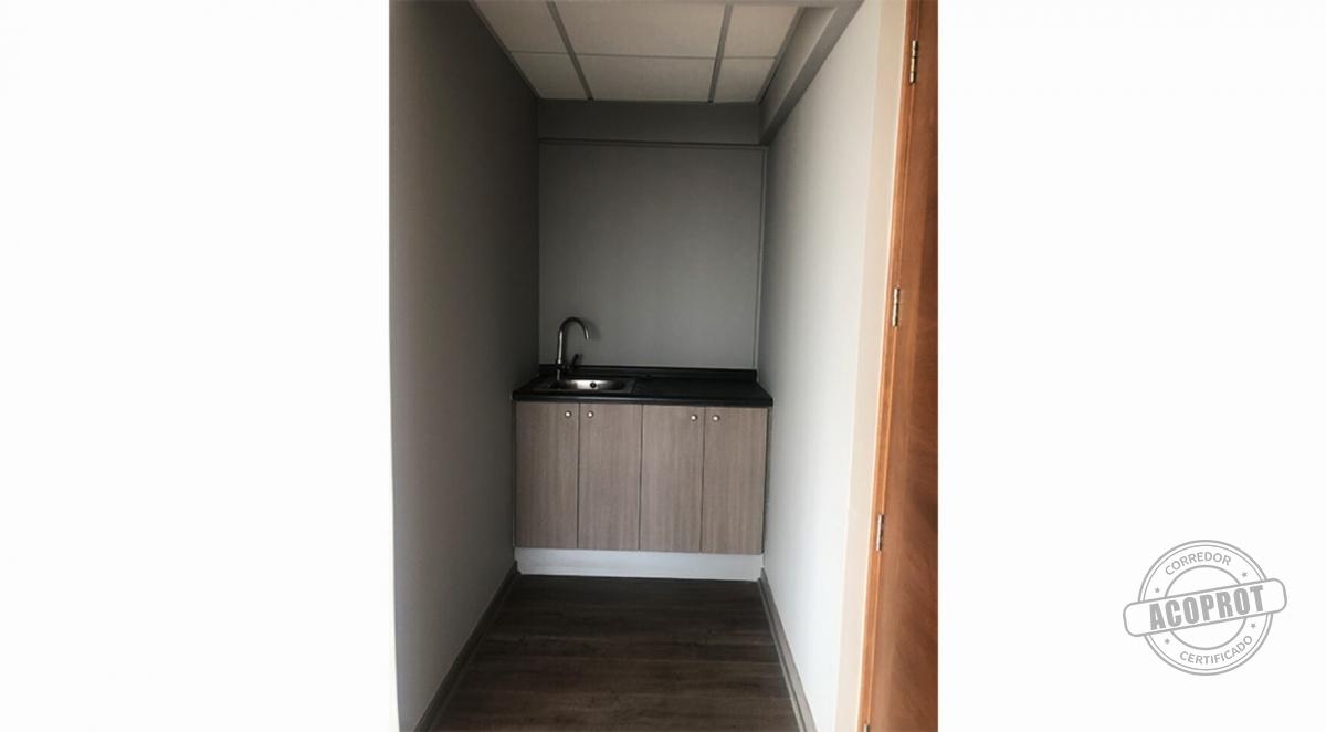 EXCLUSIVA OFICINA SECTOR AVDA ALEMANIA