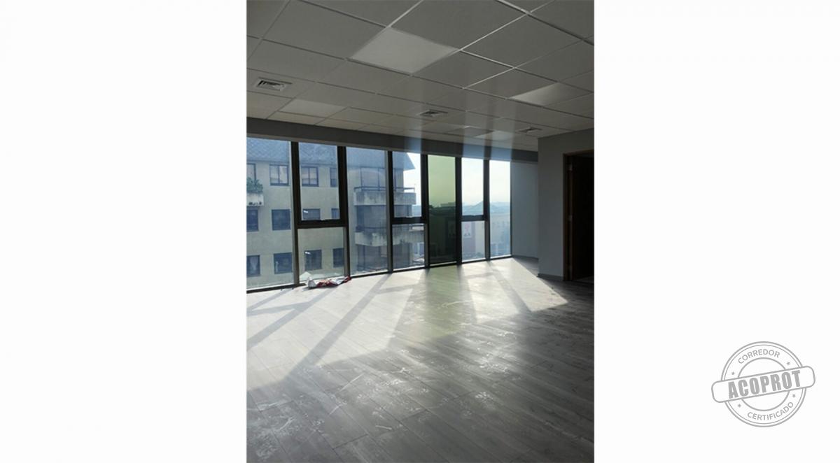 EXCLUSIVA OFICINA SECTOR AVDA ALEMANIA