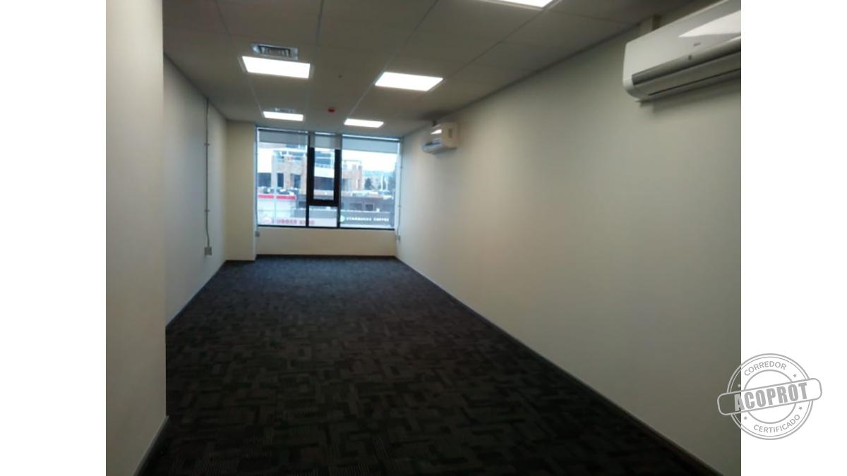 ARRIENDO OFICINAS EDIFICIO PASEO DE LAS ARTES C/ ESTACIONAMIENTO
