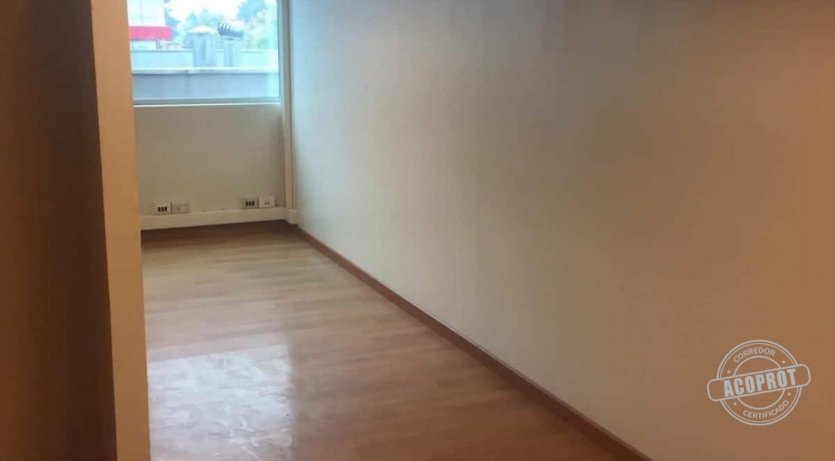 RACHEL PROPIEDADES PROPIEDADES OFICINA SE ARRIENDA GRAN Y ESPACIOSA OFICINA EN EDIFICIO PRAT, CENTRO DE TEMUCO Se Arrienda Gran y Espaciosa Oficina en Edificio Prat, Centro de Temuco