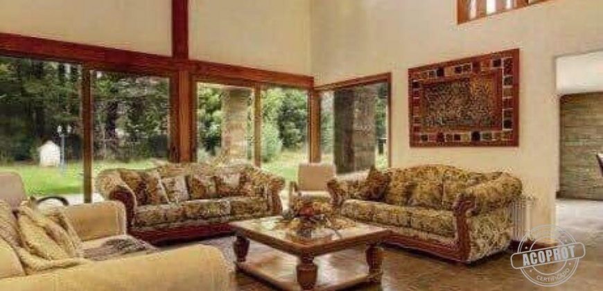 Venta de Casa con 6d en Condominio y acceso a Lago Villarrica