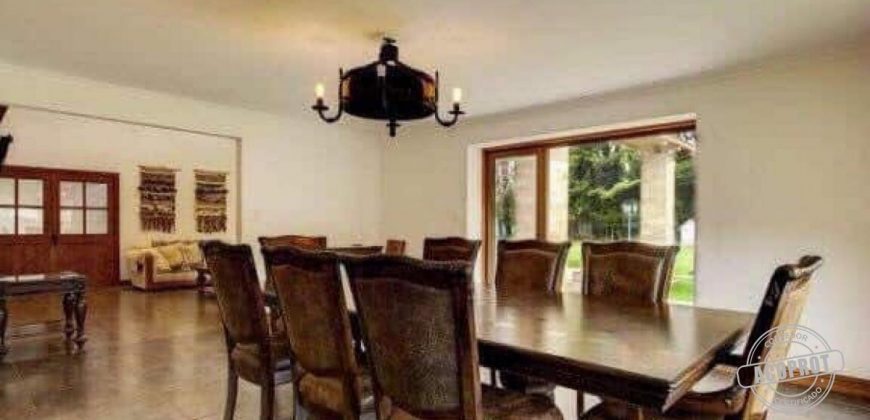 Venta de Casa con 6d en Condominio y acceso a Lago Villarrica
