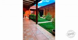 SE VENDE CASA MUY BIEN UBICADA CAMINO DEL ALBA