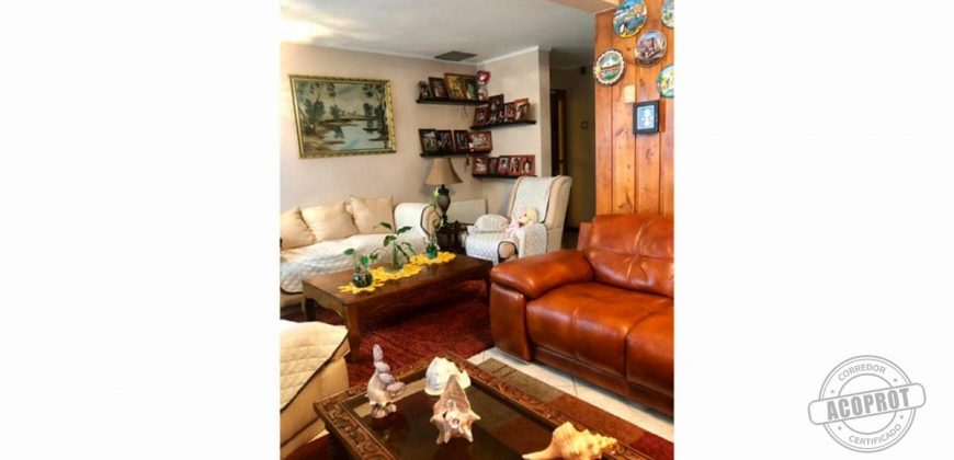 SE VENDE CASA MUY BIEN UBICADA CAMINO DEL ALBA