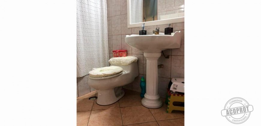 SE VENDE CASA MUY BIEN UBICADA CAMINO DEL ALBA