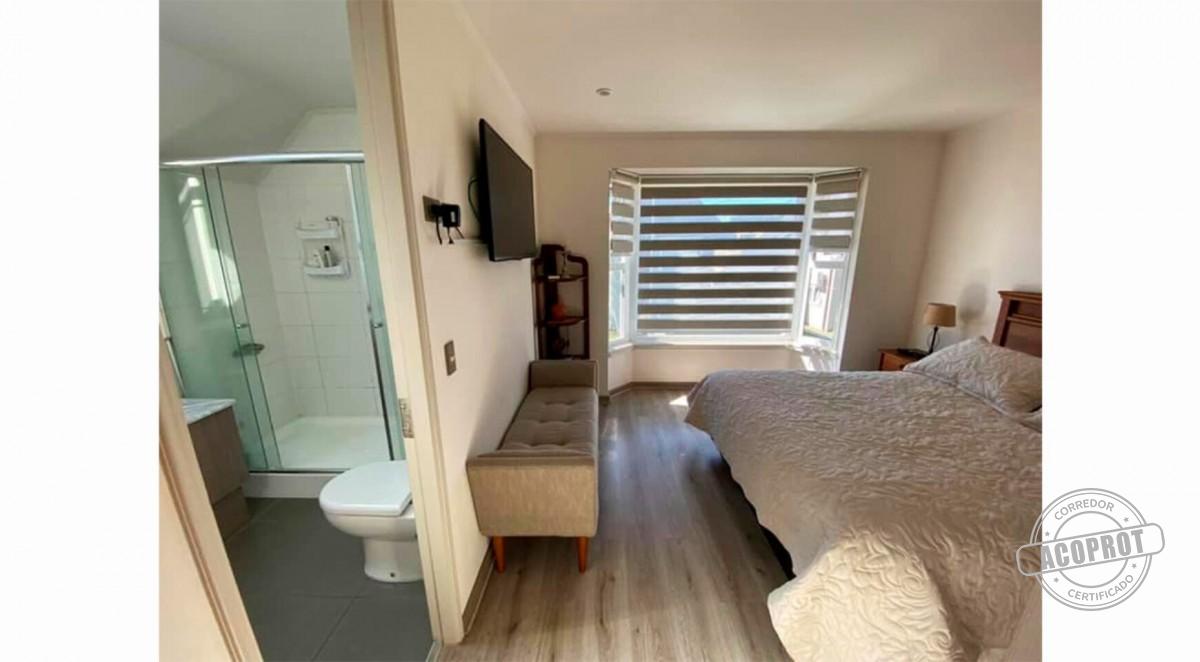 SE VENDE LUMINOSA CASA EN CONDOMINIO