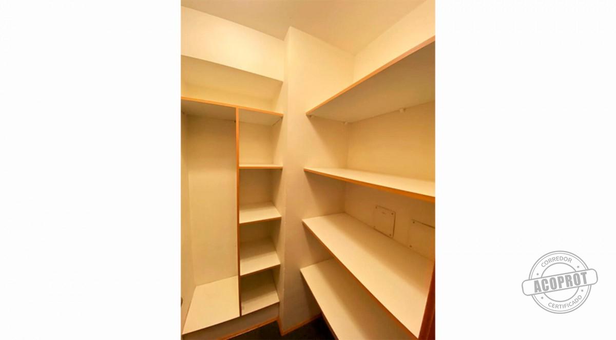 SE VENDE HERMOSO DEPTO COMPLETAMENTE REMODELADO EN EDIFICIO BRANDENBURG