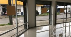 MODERNO Y AMPLIO LOCAL COMERCIAL
