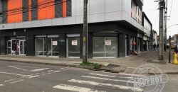 MODERNO Y AMPLIO LOCAL COMERCIAL