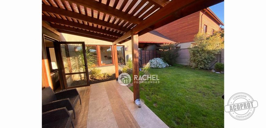 SE VENDE HERMOSA CASA EN CONDOMINIO