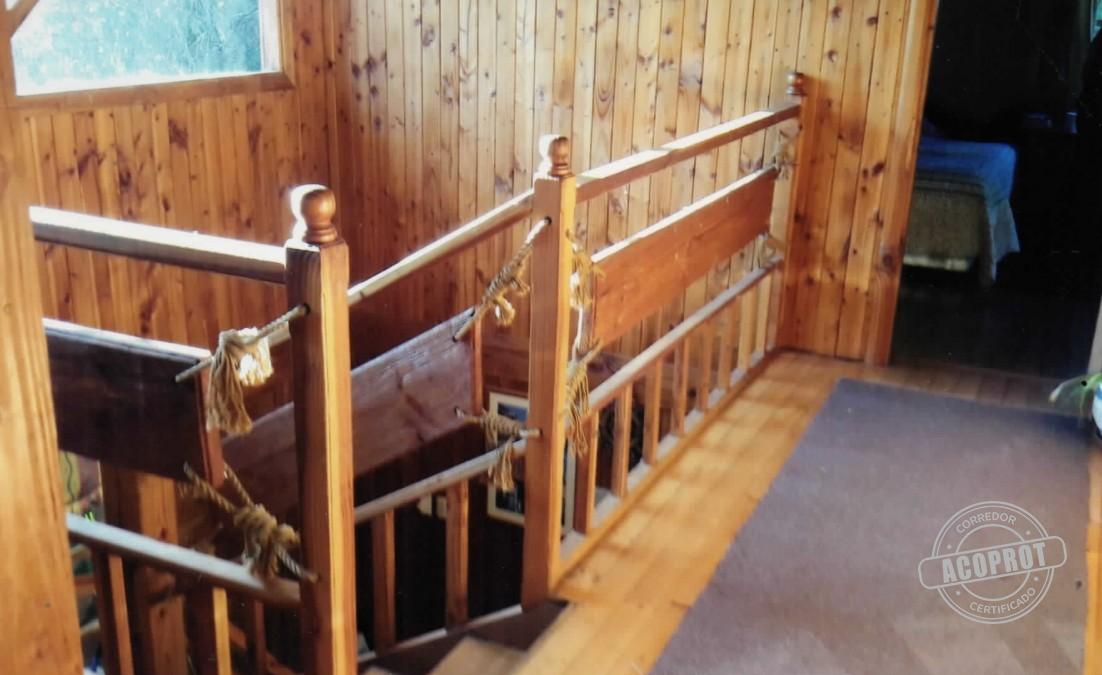 Parcela de agrado y casa 2 pisos estilo Italo-americana
