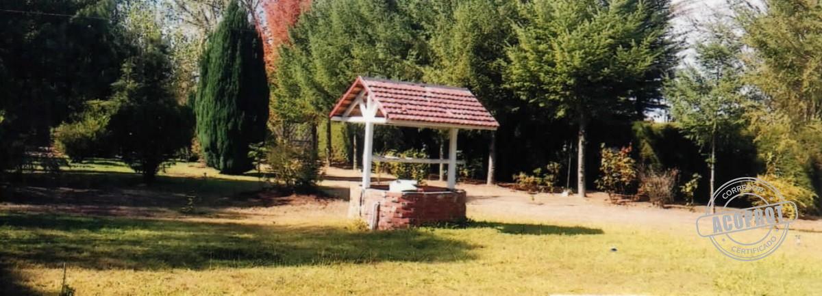 Parcela de agrado y casa 2 pisos estilo Italo-americana