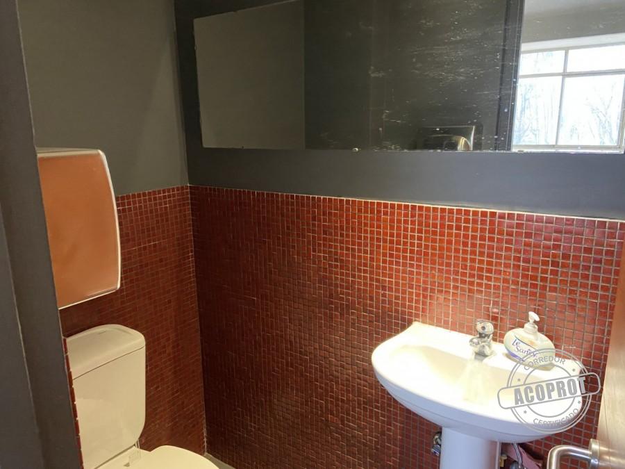 VENDEMOS AMPLIA OFICINA FRENTE A PLAZA CENTRO DE TEMUCO $185.000.000