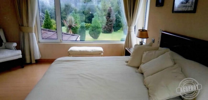 VENDE PARCELA DE AGRADO CON MARAVILLOSA CASA MODERNA 2 PISOS