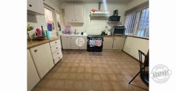 SE VENDE CASA CON GRAN TERRENO AVDA SAN MARTÍN