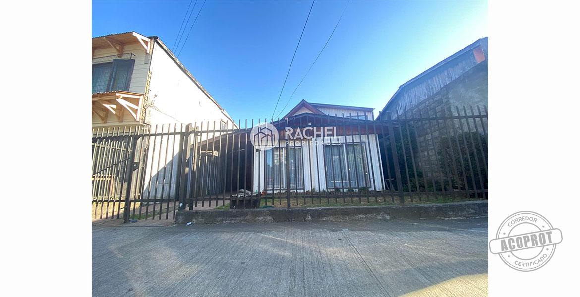 SE VENDE CASA CON GRAN TERRENO AVDA SAN MARTÍN