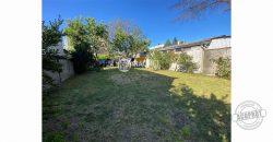 SE VENDE CASA CON GRAN TERRENO AVDA SAN MARTÍN