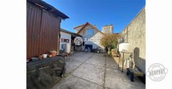 SE VENDE CASA CON GRAN TERRENO AVDA SAN MARTÍN