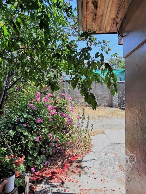 Vendo Casa con Terreno Amplio en Recoleta – Santiago