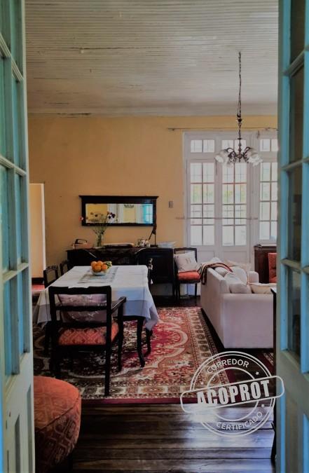 Vendo Casa con Terreno Amplio en Recoleta – Santiago