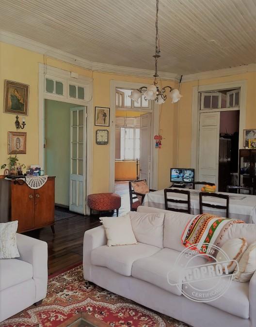 Vendo Casa con Terreno Amplio en Recoleta – Santiago