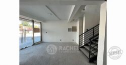 SE ARRIENDA LOCAL COMERCIAL NUEVO EN EDIFICIO 2 K