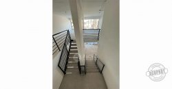 SE ARRIENDA LOCAL COMERCIAL NUEVO EN EDIFICIO 2 K