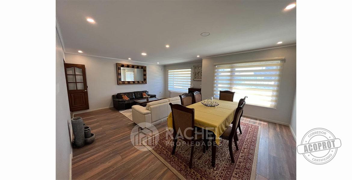 SE VENDE AMPLIA CASA RECIÉN CONSTRUIDA