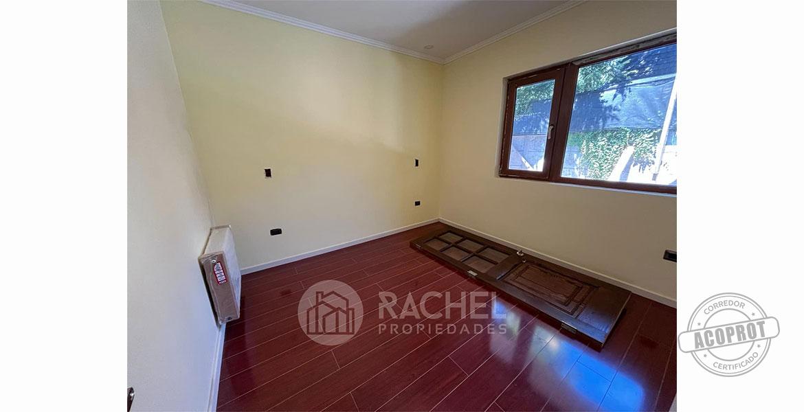 SE VENDE AMPLIA CASA RECIÉN CONSTRUIDA