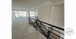 SE ARRIENDA LOCAL COMERCIAL NUEVO EN EDIFICIO 2 K
