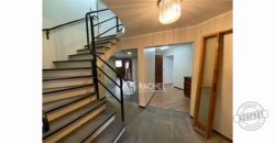 SE VENDE PROPIEDAD RECIÉN REMODELADA USO COMERCIAL SECTOR INGLATERRA