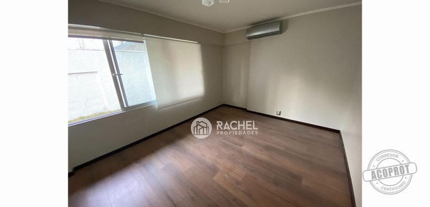 SE VENDE PROPIEDAD RECIÉN REMODELADA USO COMERCIAL SECTOR INGLATERRA