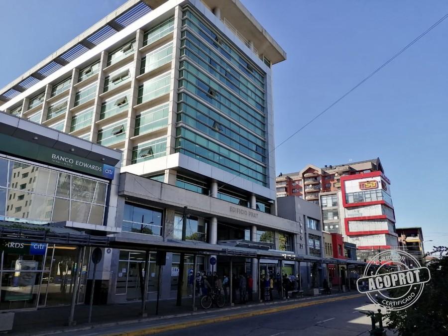 Amplia oficina en arriendo en el Edificio Prat