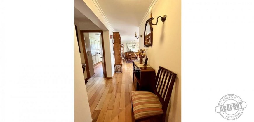 Se vende luminoso Departamento excelente ubicación