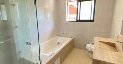 Se Arrienda Linda casa Comercial ubicada en sector Barrio Inglés