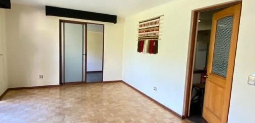 Se Arrienda Linda casa Comercial ubicada en sector Barrio Inglés